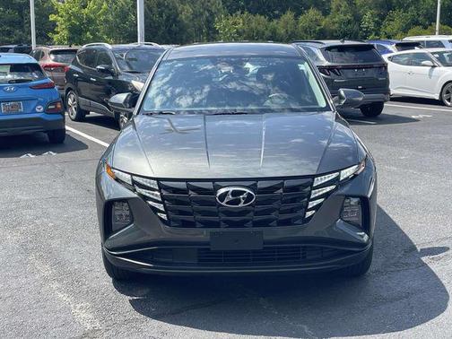 Amazon Gray 2023 Hyundai TUCSON SE