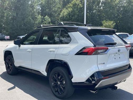2023 Toyota RAV4 Hybrid SE