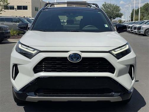 2023 Toyota RAV4 Hybrid SE
