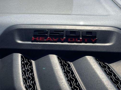 2024 RAM 2500 Laramie Crew Cab 4x4 6'4' Box