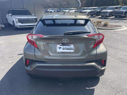 2021 Toyota C-HR XLE