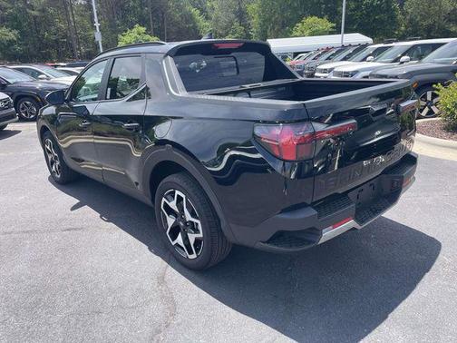 Phantom Black 2024 Hyundai SANTA CRUZ Limited