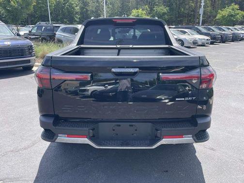 Phantom Black 2024 Hyundai SANTA CRUZ Limited