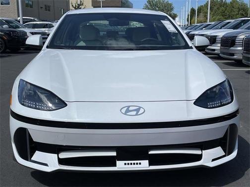 2025 Hyundai IONIQ 6 SEL