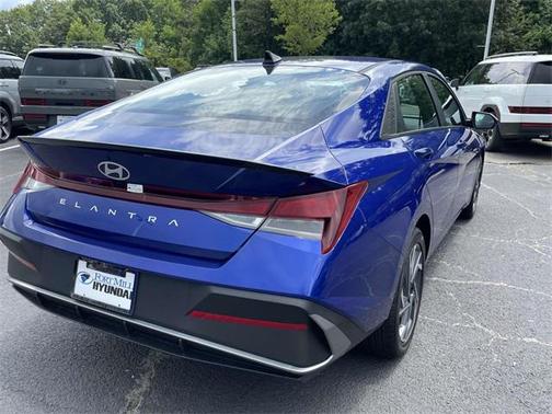 2025 Hyundai ELANTRA Sport