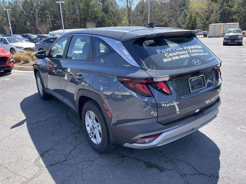 2026 Hyundai TUCSON SE