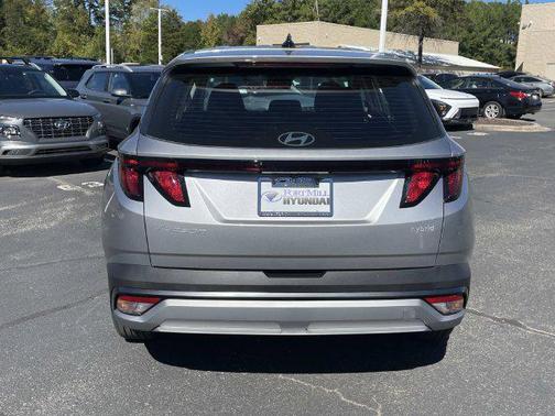 Shimmering Silver 2026 Hyundai TUCSON Hybrid SE