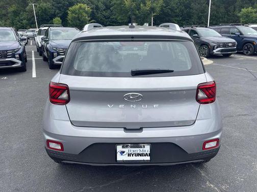Shimmering Silver 2026 Hyundai VENUE SEL