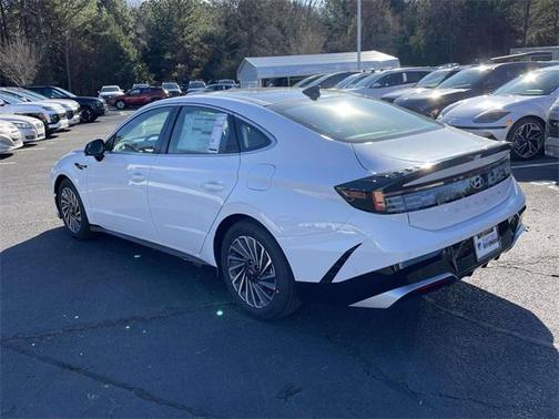 2026 Hyundai SONATA Hybrid Limited