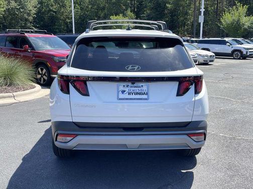 Serenity White Pearl 2026 Hyundai TUCSON SEL Plus