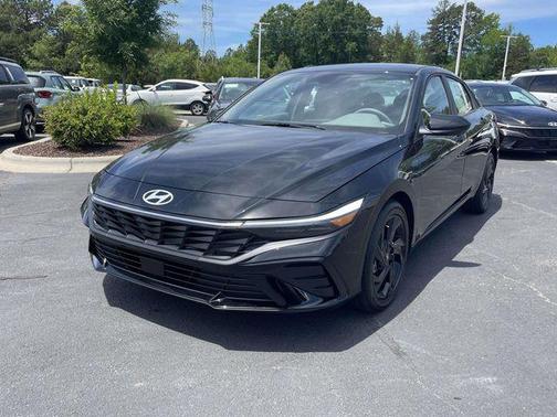 Abyss Black 2026 Hyundai ELANTRA Sport