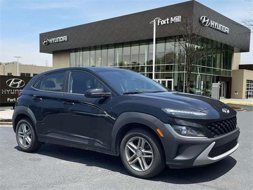 2022 Hyundai KONA SE