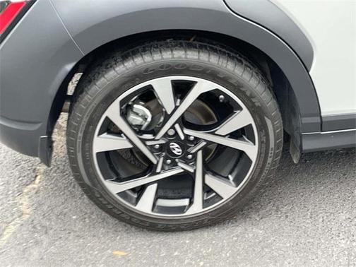 2023 Hyundai KONA Limited