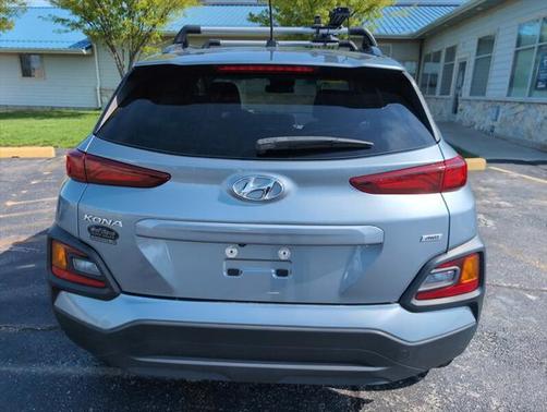 2020 Hyundai KONA SEL