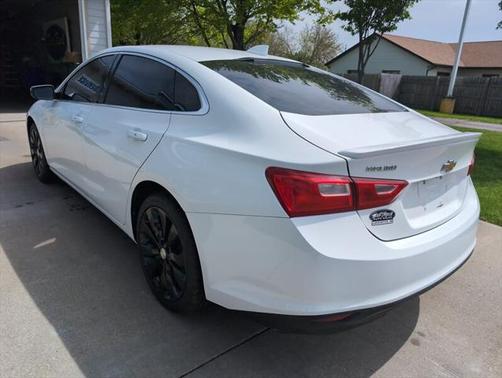 2017 Chevrolet Malibu 1LT
