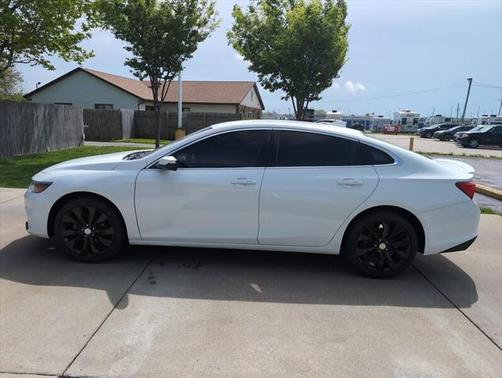 2017 Chevrolet Malibu 1LT