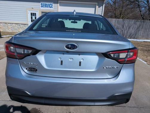 2022 Subaru Legacy Base