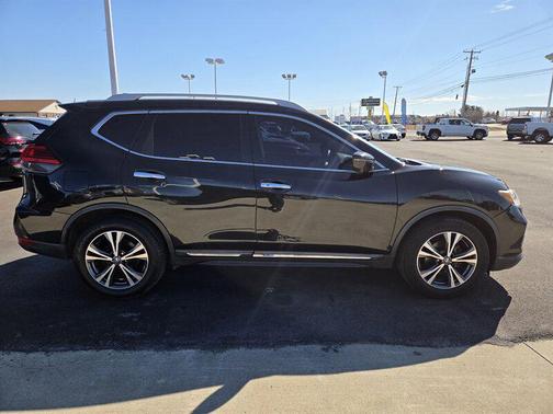 2017 Nissan Rogue SL