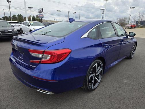 Still Night Pearl 2018 Honda Accord Sport