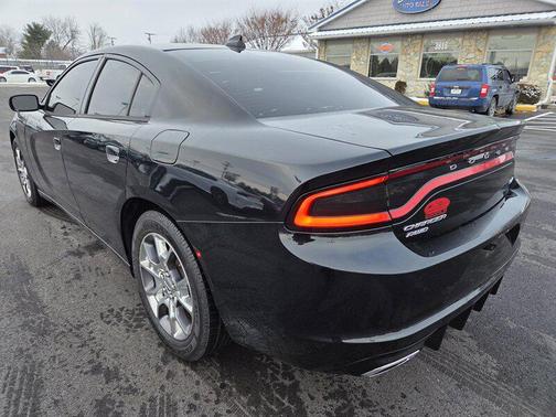 2016 Dodge Charger SXT