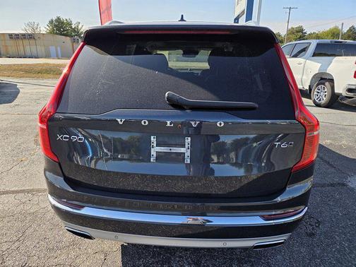 2021 Volvo XC90 T6 Inscription