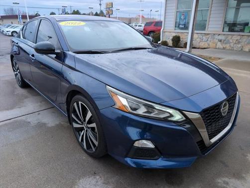 2022 Nissan Altima 2.5 SR