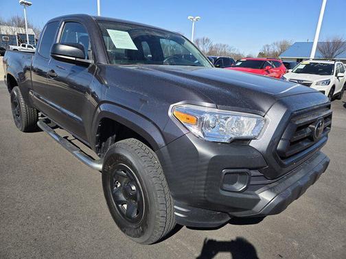 2022 Toyota Tacoma SR