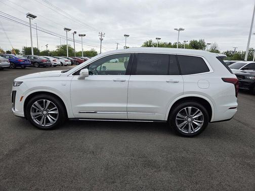 Crystal White Tricoat 2020 Cadillac XT6 Premium Luxury