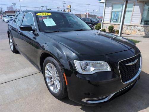 2017 Chrysler 300 S
