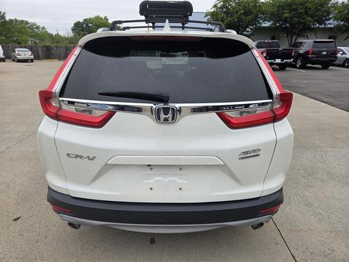 White Diamond Pearl 2017 Honda CR-V Touring