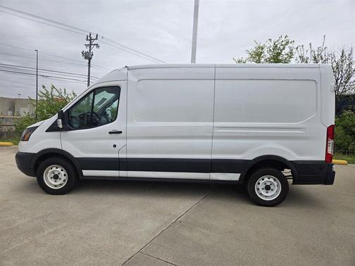 Oxford White 2019 Ford Transit-150 Base