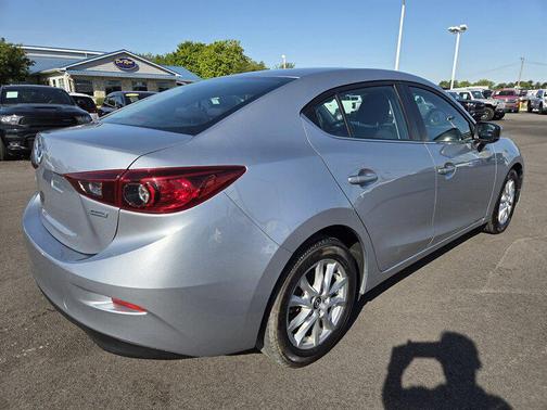 Sonic Silver Metallic 2017 Mazda Mazda3 Sport