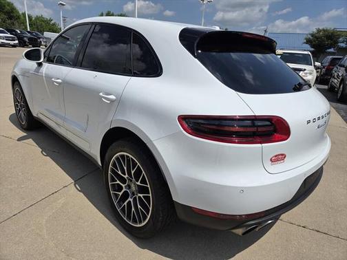 2018 Porsche Macan Base