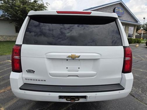 2016 Chevrolet Suburban LT