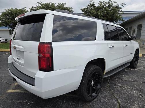 2016 Chevrolet Suburban LT