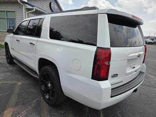 2016 Chevrolet Suburban LT