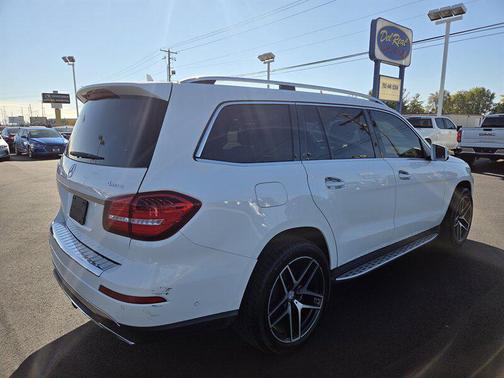 2017 Mercedes-Benz GLS 450 4MATIC