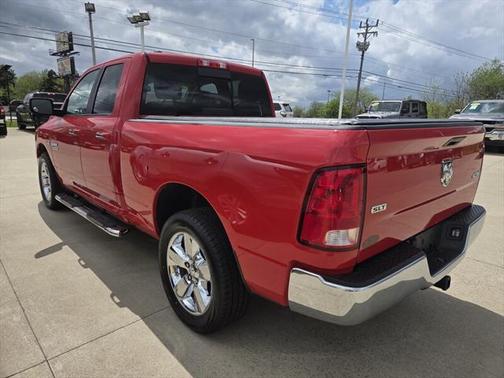 2016 RAM 1500 SLT