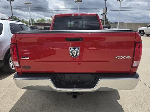2016 RAM 1500 SLT