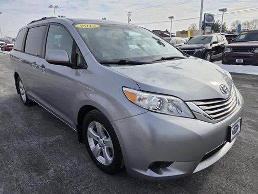2015 Toyota Sienna LE