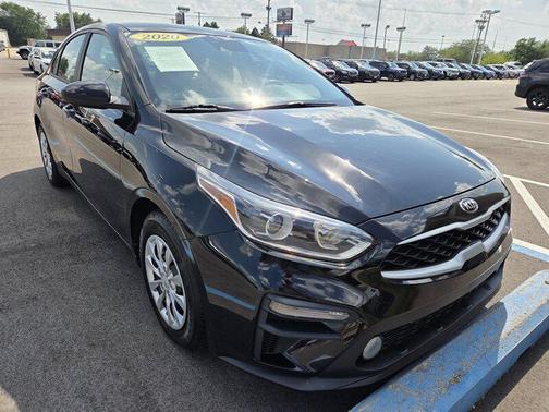 Aurora Black Pearl 2020 Kia Forte FE