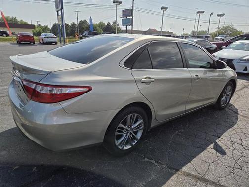 2016 Toyota Camry SE