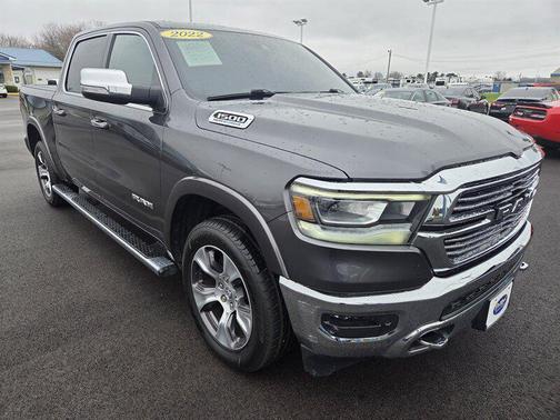 Granite Crystal Metallic Clear Coat 2022 RAM 1500 Laramie