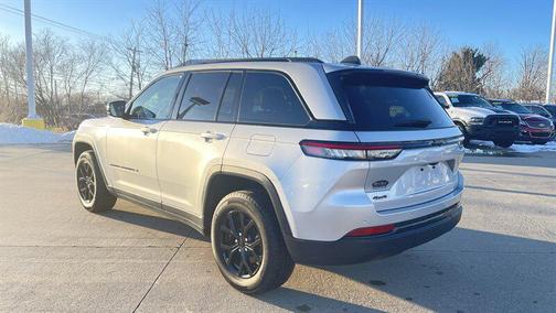 2024 Jeep Grand Cherokee Altitude