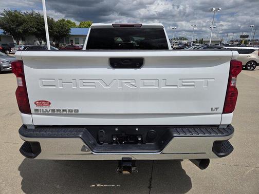 Summit White 2024 Chevrolet Silverado 2500 LT
