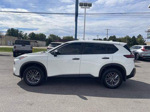 Glacier White 2021 Nissan Rogue S
