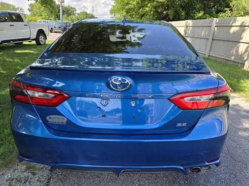 2019 Toyota Camry SE