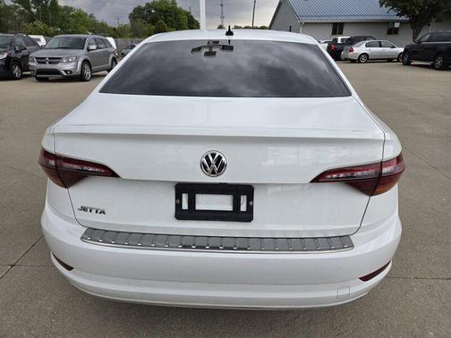 Pure White 2019 Volkswagen Jetta 1.4T SE