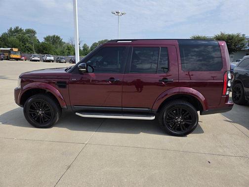 2015 Land Rover LR4 Base