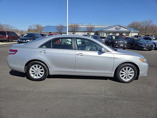 2011 Toyota Camry XLE